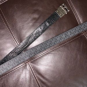 Michael Kors reversible belt